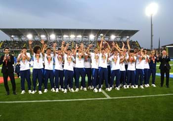 Gli Azzurrini campioni d’Europa celebrati al ‘Castellani’ prima e durante Italia-Bosnia. Favo: “I ragazzi lo meritano”. Viscidi: “Il futuro è roseo”