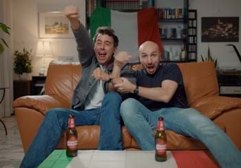 Peroni torna in campo con la Nazionale: #TuttiAzzurriConPeroni è un invito a celebrare il tifo degli Azzurri