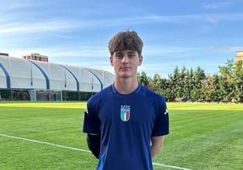 Andrea Maran, in porta grazie al padre, sognando Buffon e Donnarumma: “La maglia azzurra regala emozioni uniche”
