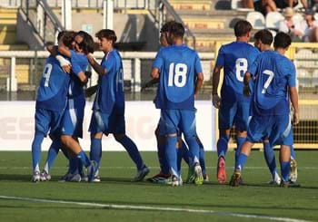 L’Italia non sbaglia al debutto: 2-1 all’Inghilterra al Tre Fontane. Pasqual: “Vittoria di carattere”